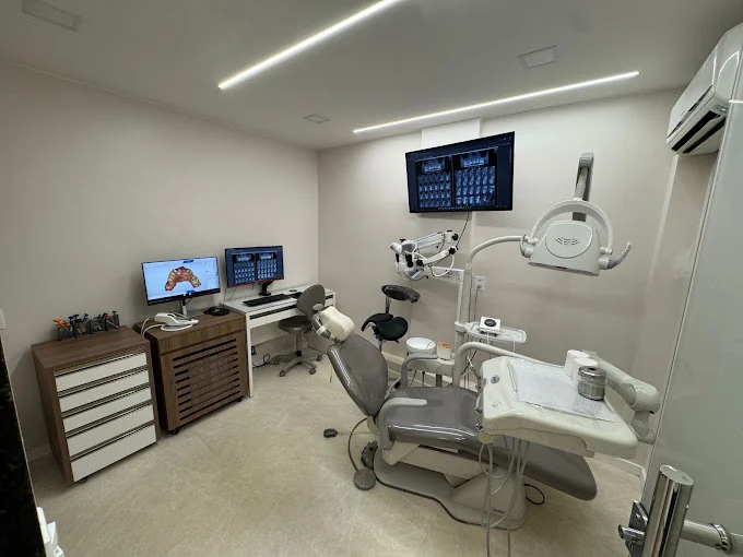 Consultório odontológico equipado da CB Odonto Implantes